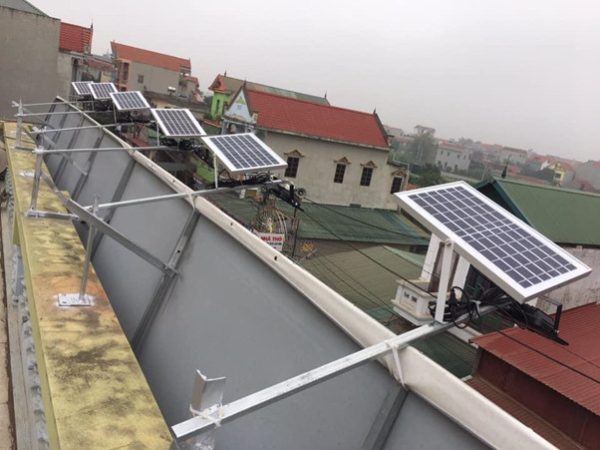 đèn năng lượng mặt trời Mayor Wolf 300w 1