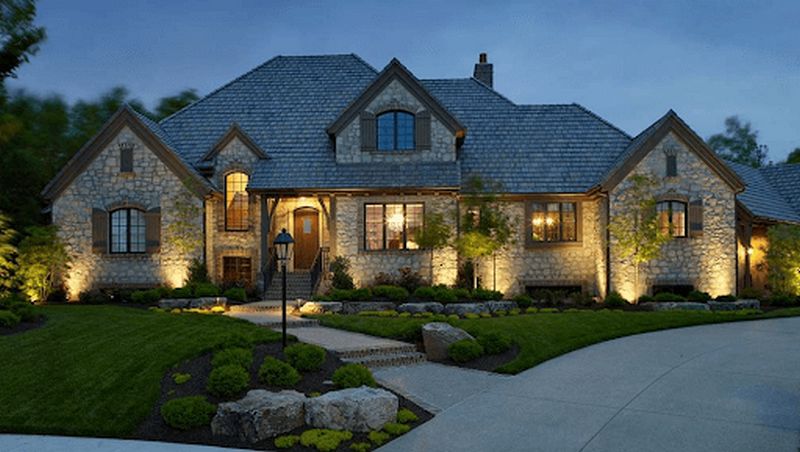 Cách để chọn được sản phẩm cột đèn sân vườn chất lượng