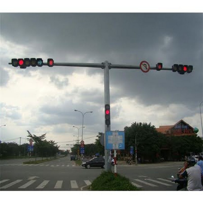 Cấu tạo của cột đèn giao thông