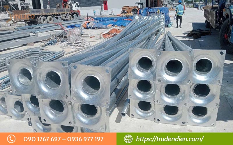 vnlico-don-vi-san-xuat-va-cung-cap-tru-den-roi-can-8m-uy-tin